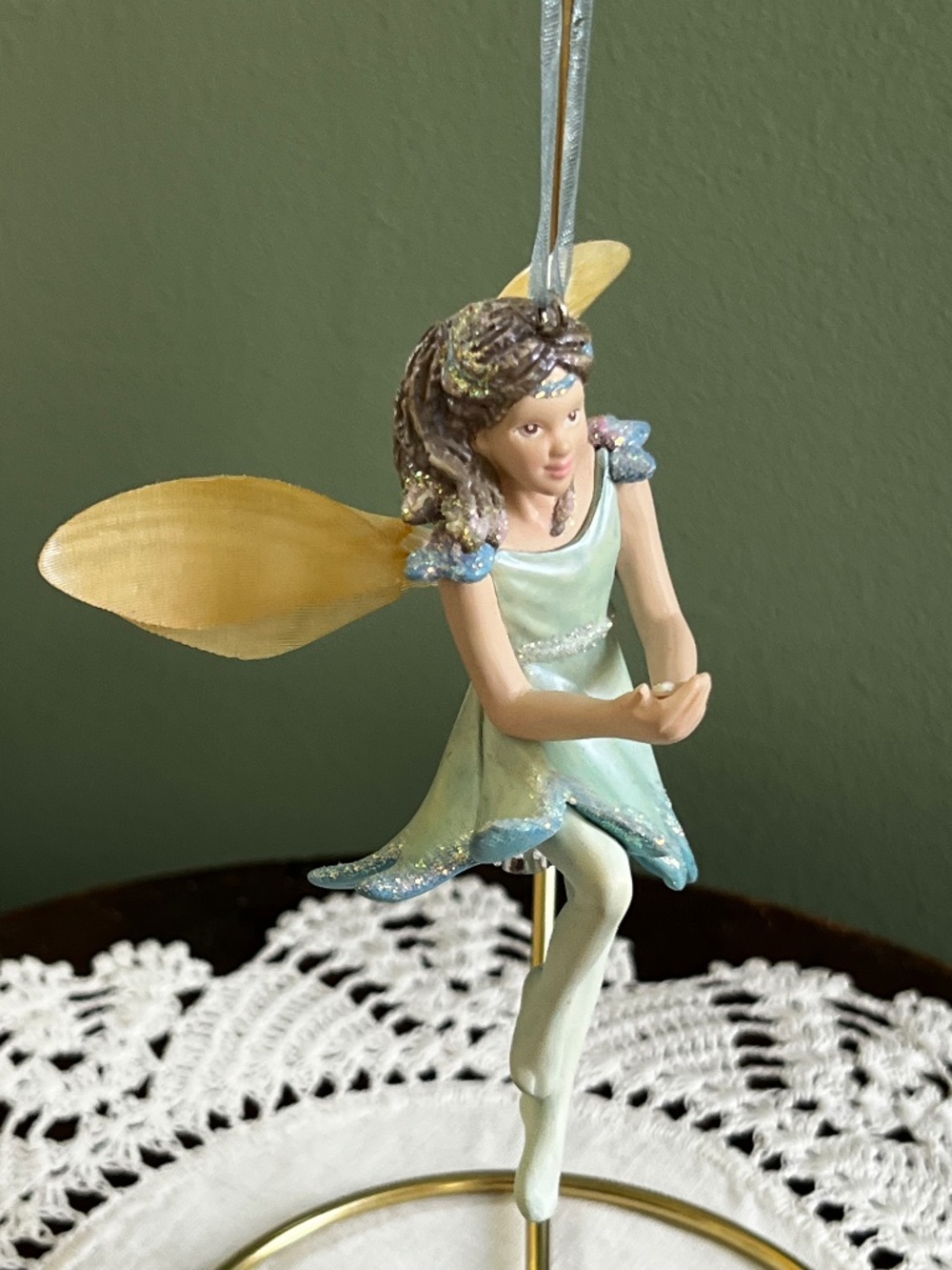 Hallmark Frostlight Faerie Floriella 2001; fiber optic glow ornament.